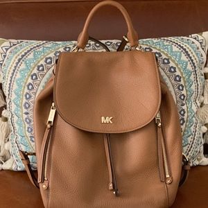 michael kors small evie backpack